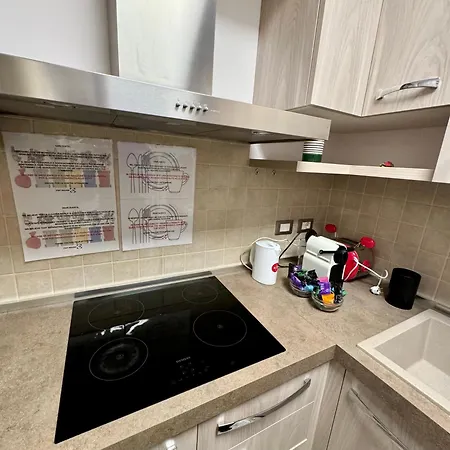 4 Balconi House- Moderno A *