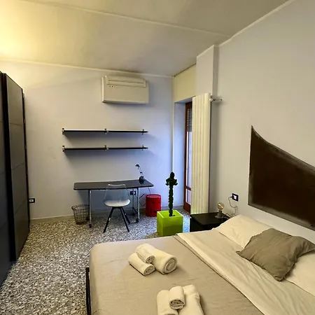 4 Balconi House- Moderno A *