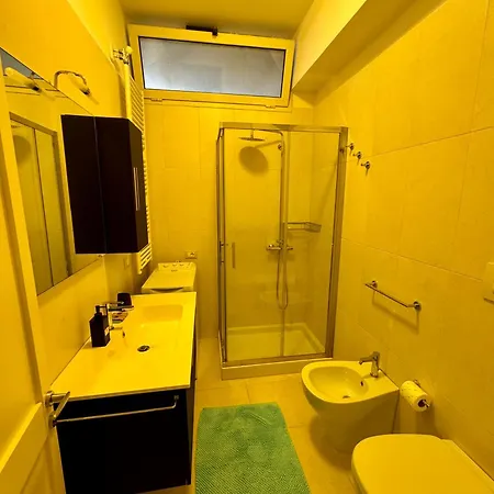 4 Balconi House- Moderno A شقة *