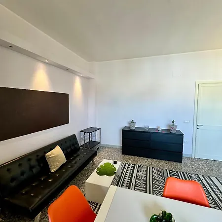 4 Balconi House- Moderno A شقة *