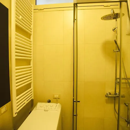 4 Balconi House- Moderno A شقة ليتشي