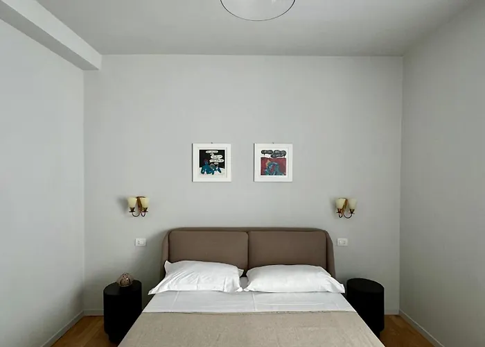 4 Balconi House- Moderno A Lecce