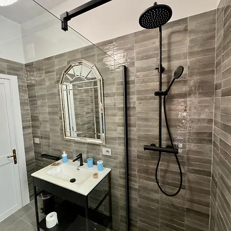 4 Balconi House- Moderno A * Lecce