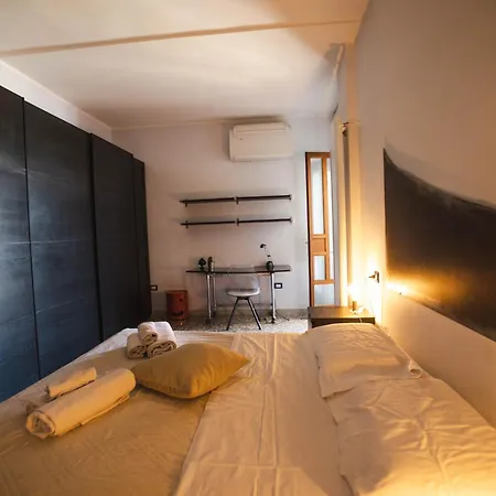 4 Balconi House- Moderno A * 레체